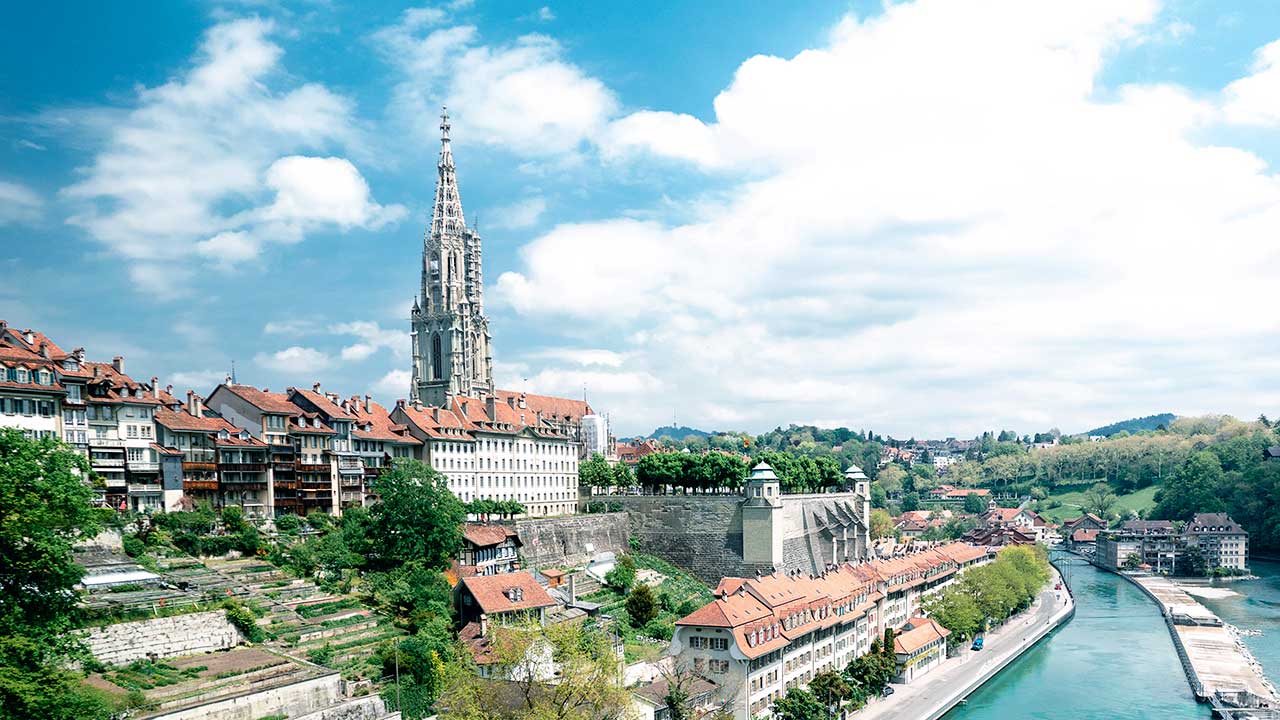 Berner Altstadt mit Münster | (c) Will Truettner/Unsplash