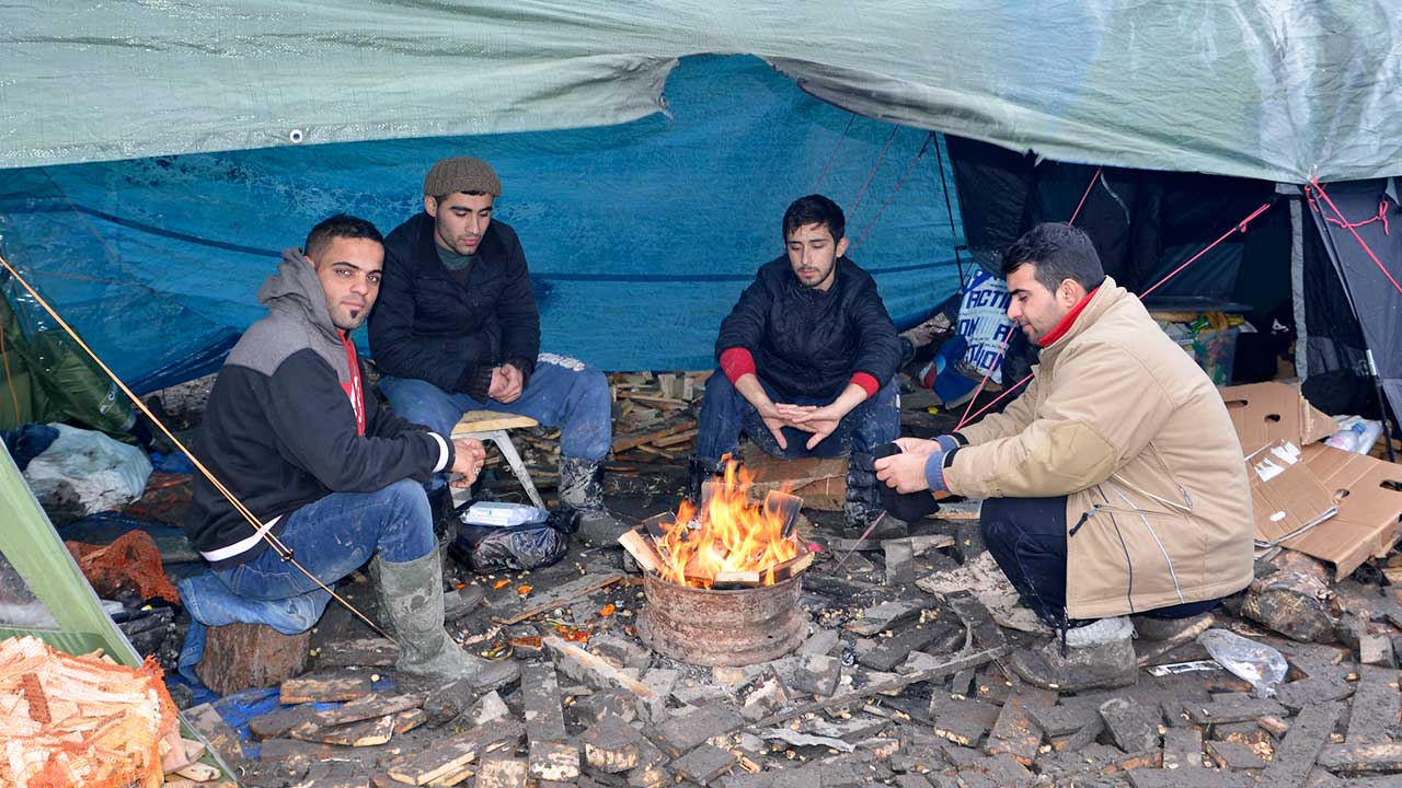 Flüchtlinge im Lager Grande-Synthe in Frankreich