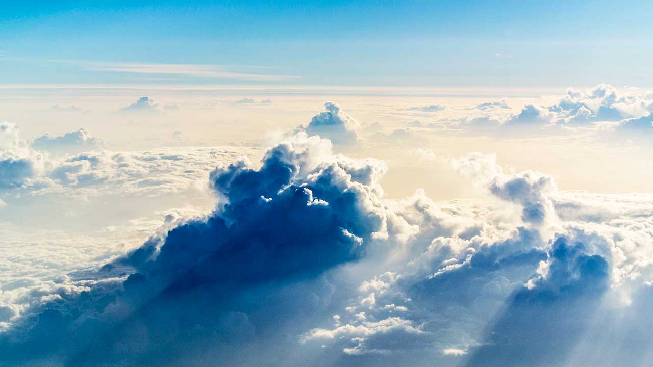 Wolken in der Stratosphäre