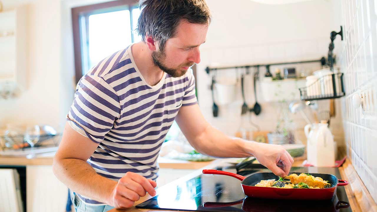 Konzentration beim Kochen