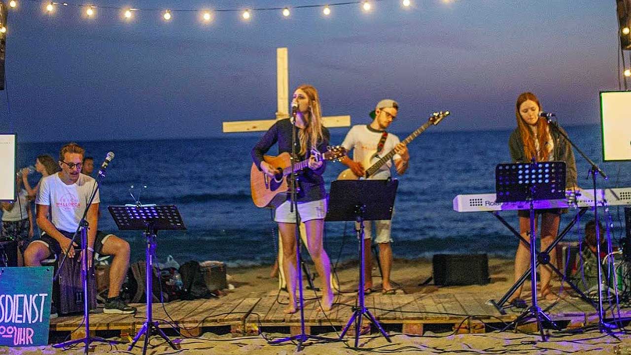 Strandgottesdienst von Reach Mallorca 2019