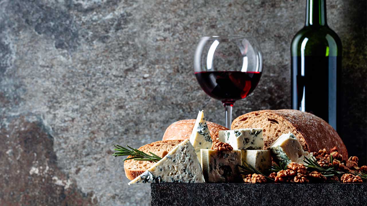 Brot, Käse und Wein