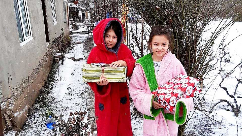 Backen und Packen für «Weihnachten im Schuhkarton»