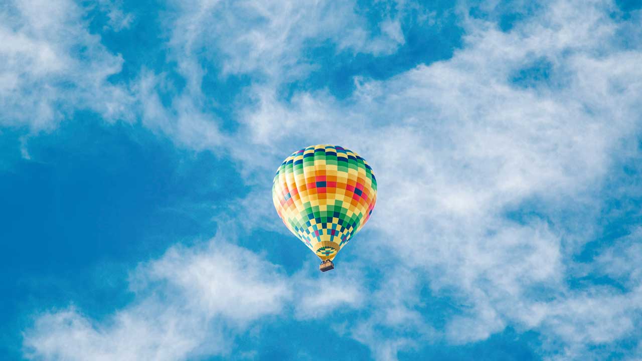 Ballon über dem Napa Valley in den USA