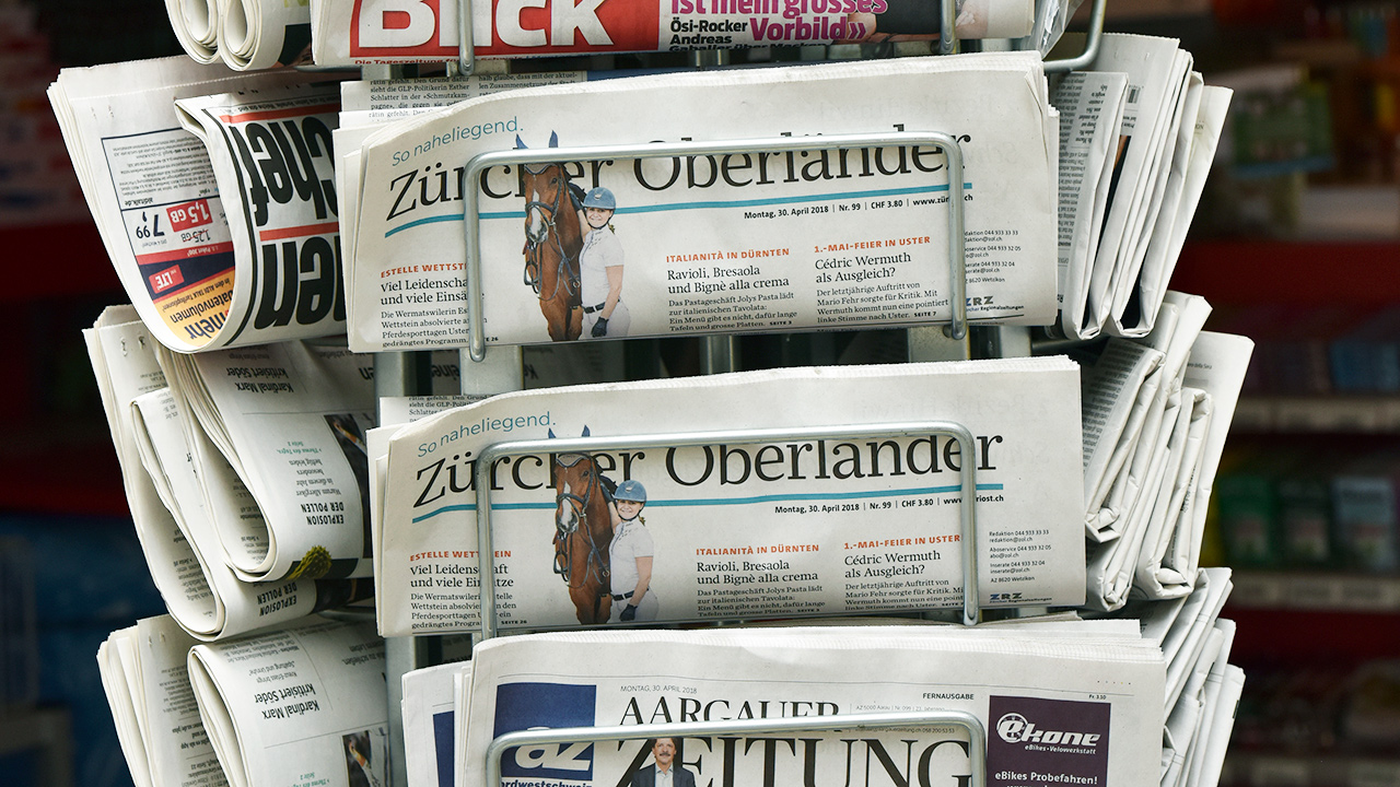 Zeitungsständer in Zürich