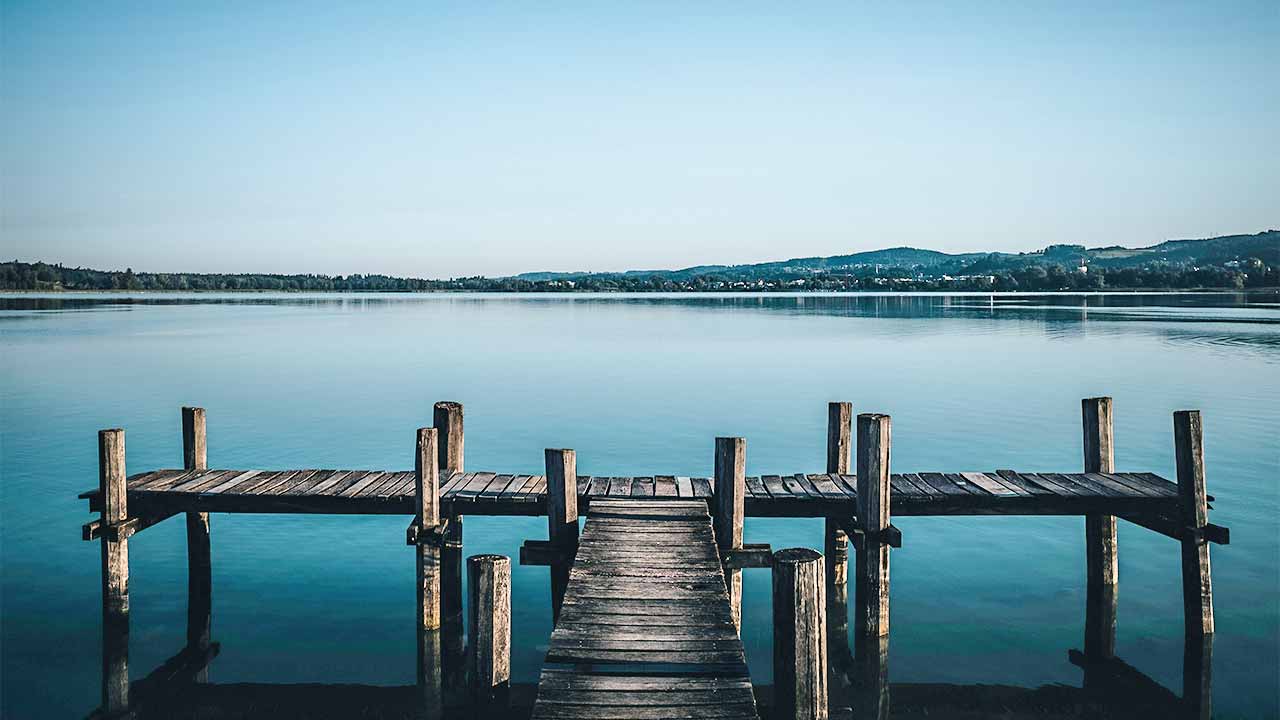 Steg am Pfäffikersee im Kanton Zürich